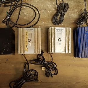 4 400 W MH Ballasts